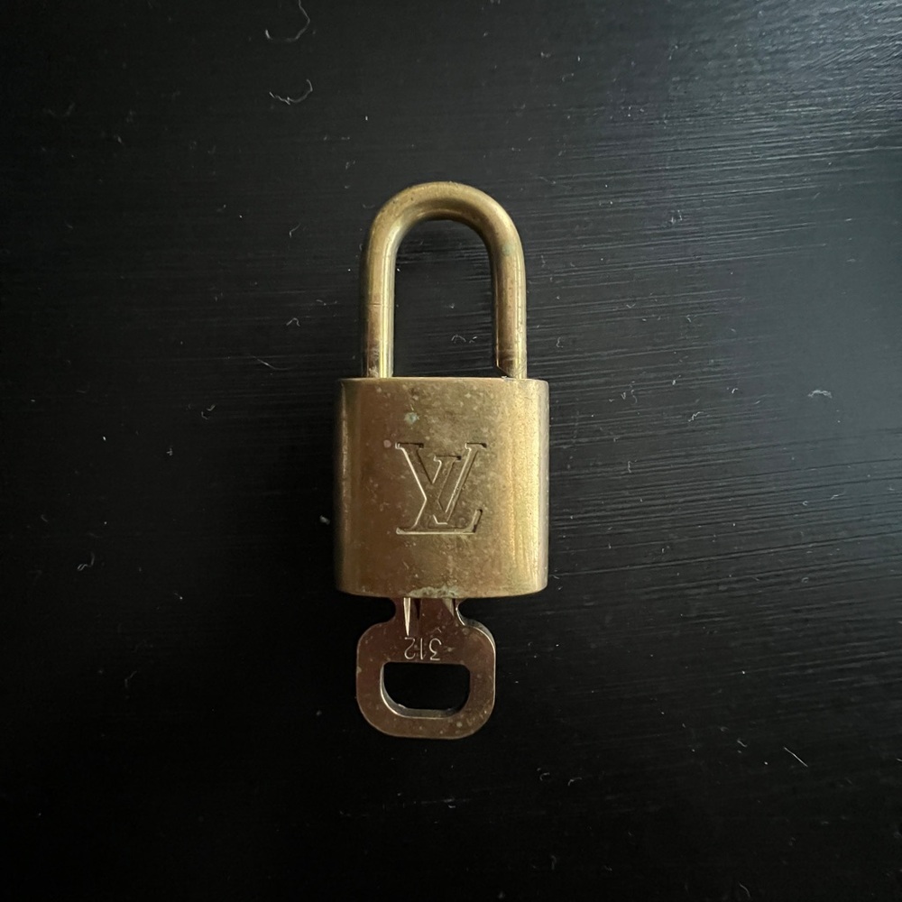 Louis Vuitton Lock & Key #312